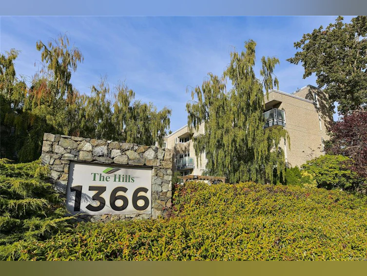 308-1366 Hillside Avenue, Victoria, BC, V8T 2B5