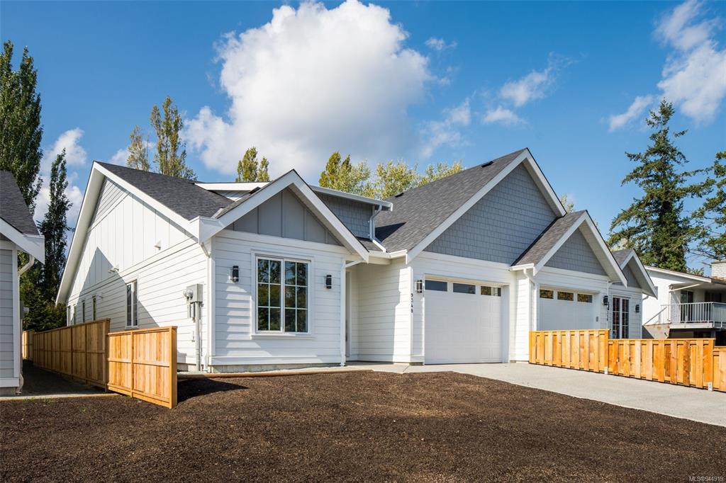 9348 Maryland Drive, Sidney, BC, V8L 2R3