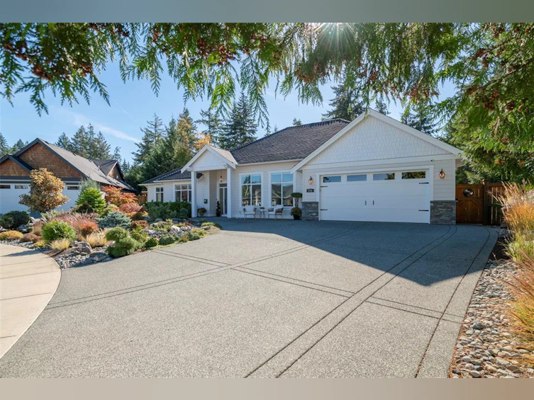775 Forbes Avenue, Parksville, BC, V9P 1A9