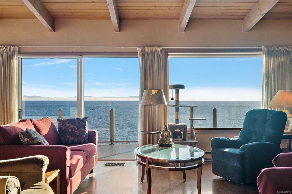 5053 Cordova Bay Road, Saanich, BC, V8Y 2K1