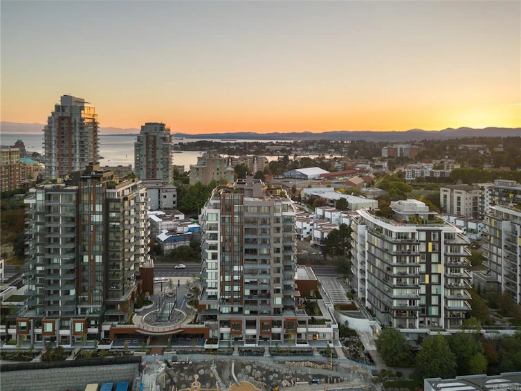 205-369 Tyee Road, Victoria, BC, V9A 0B6