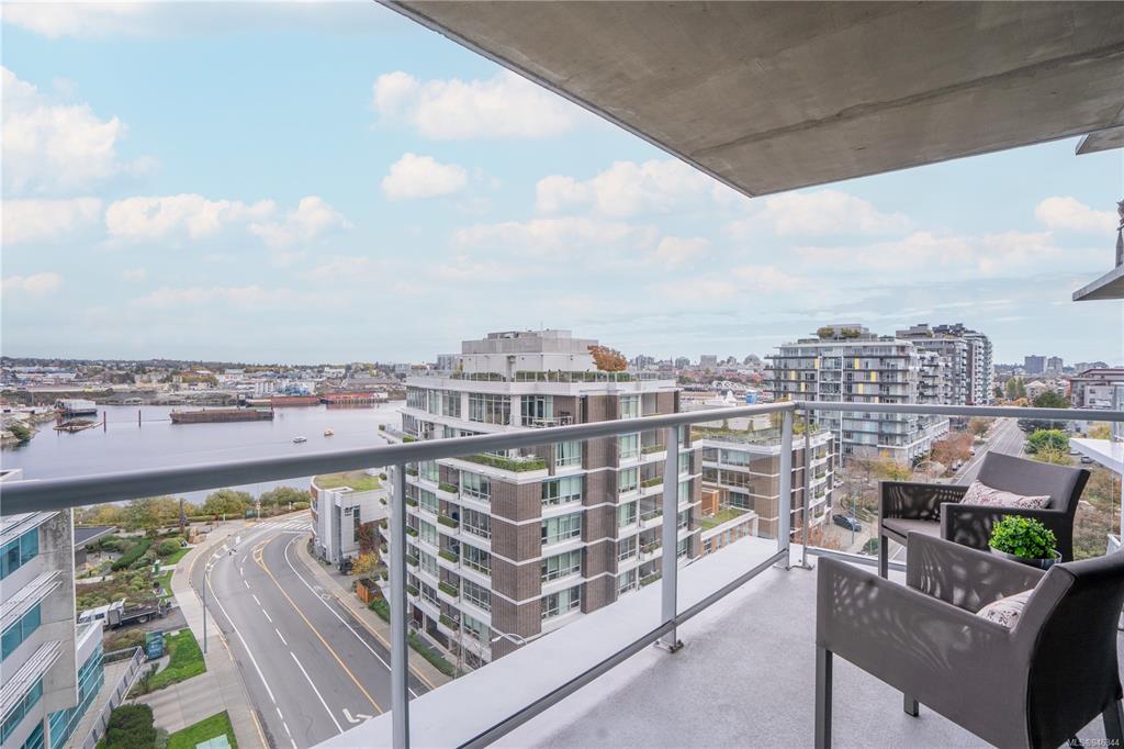 914-160 Wilson Street, Victoria, BC, V9A 7P9