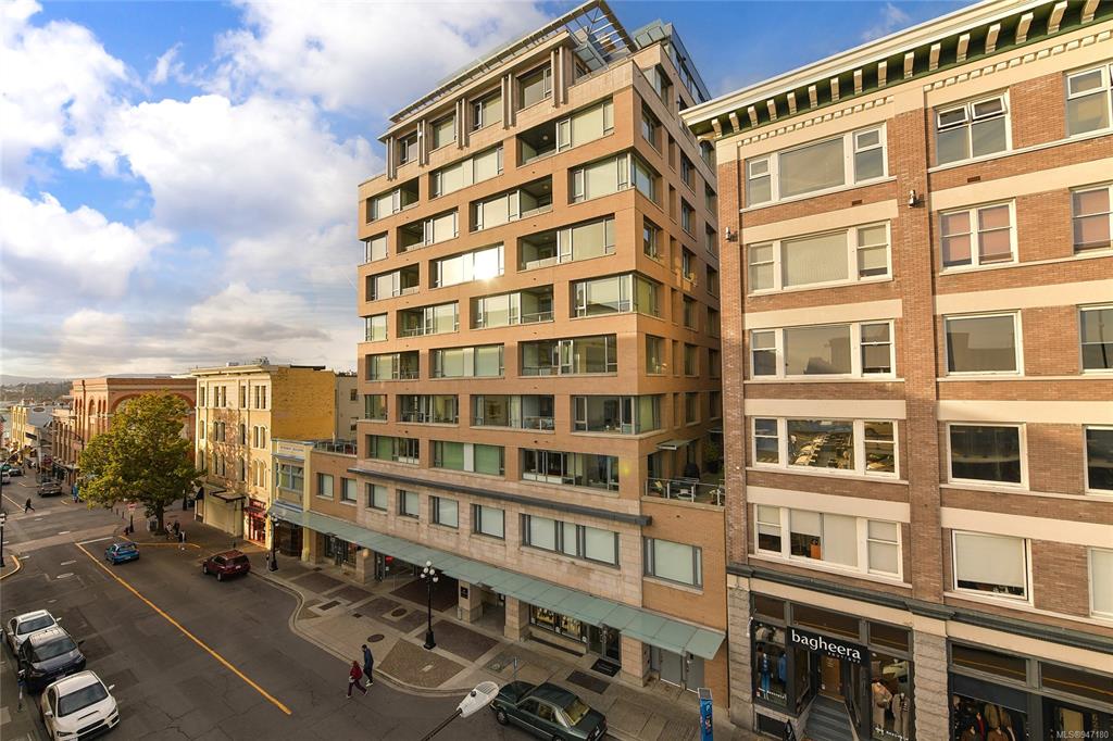 1001-608 Broughton Street, Victoria, BC, V8W 1C7
