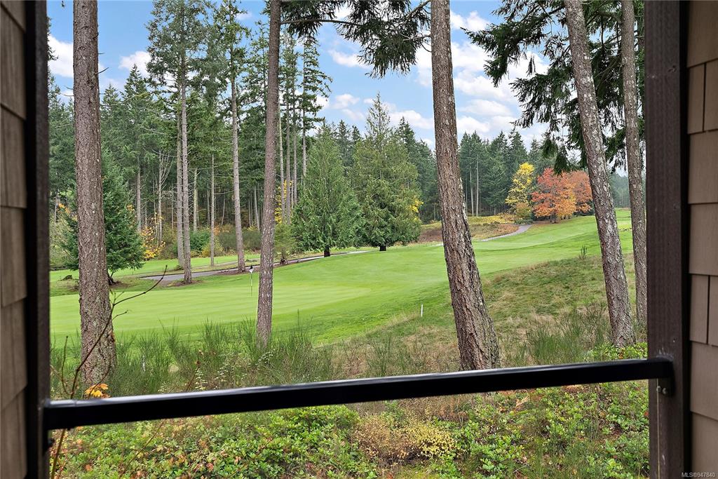 320-1395 Bear Mountain Pkwy, Langford, BC, V9B 0C9