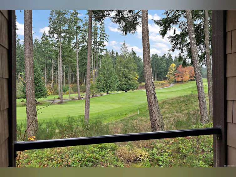 320-1395 Bear Mountain Pkwy, Langford, BC, V9B 0C9