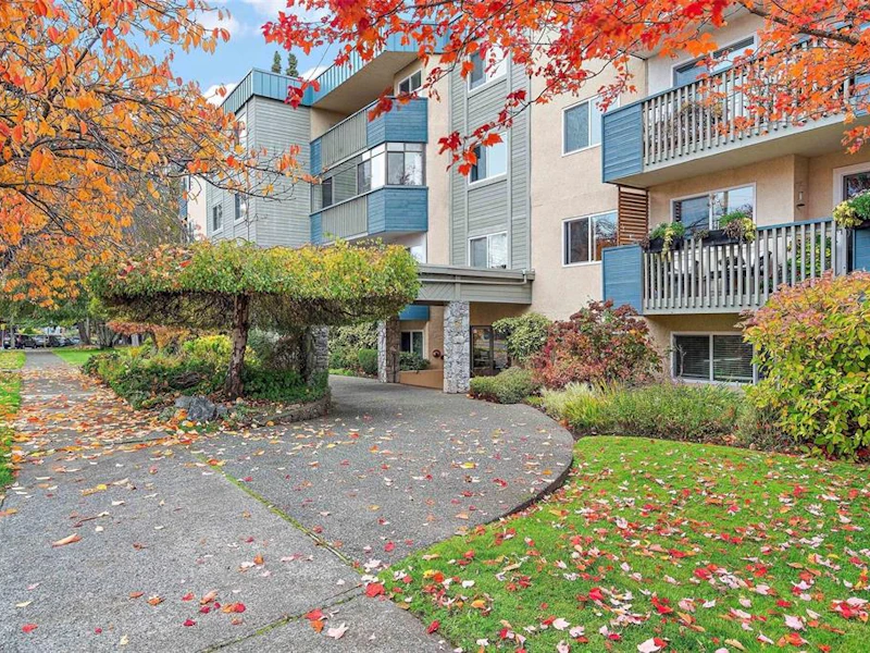 310 - 1012 Collinson Street, Victoria BC V8V 3C1