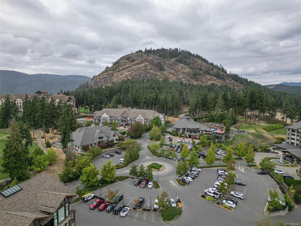 102-2045 Country Club Way, Langford, BC, V9B 6R3