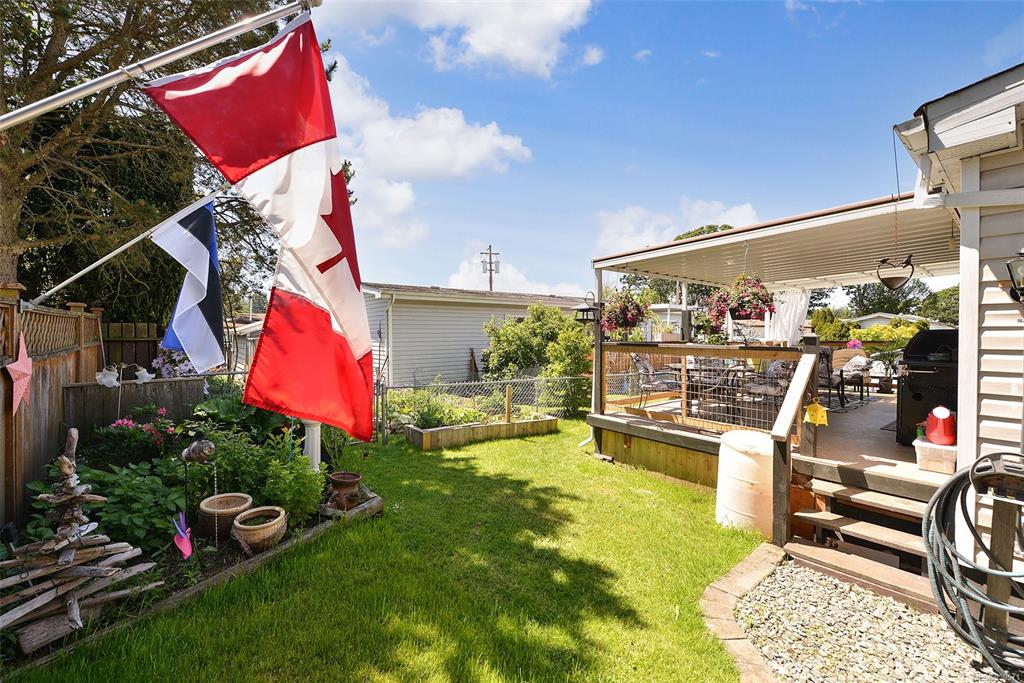 7-1536 Middle Road, View Royal, BC, V9A 0E5