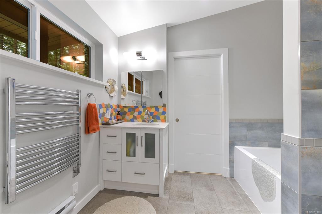 763 Steward Drive, Mayne Island, BC, V0N 2J2 - 25