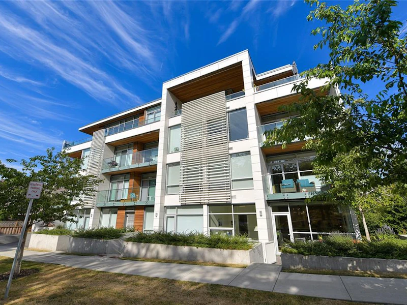 104 - 986 Heywood Avenue, Victoria BC