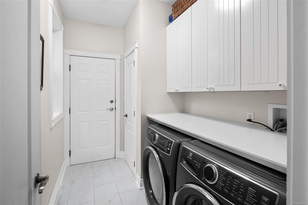 985 Dogwood Road, North Saanich, BC, V8L 5Z9 - 12