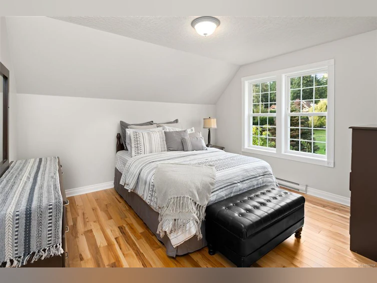 985 Dogwood Road, North Saanich, BC, V8L 5Z9 - 20