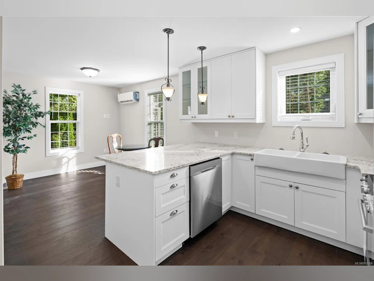 985 Dogwood Road, North Saanich, BC, V8L 5Z9 - 41