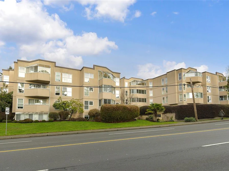 225 - 40 W Gorge Road, Saanich BC V9A 1L8