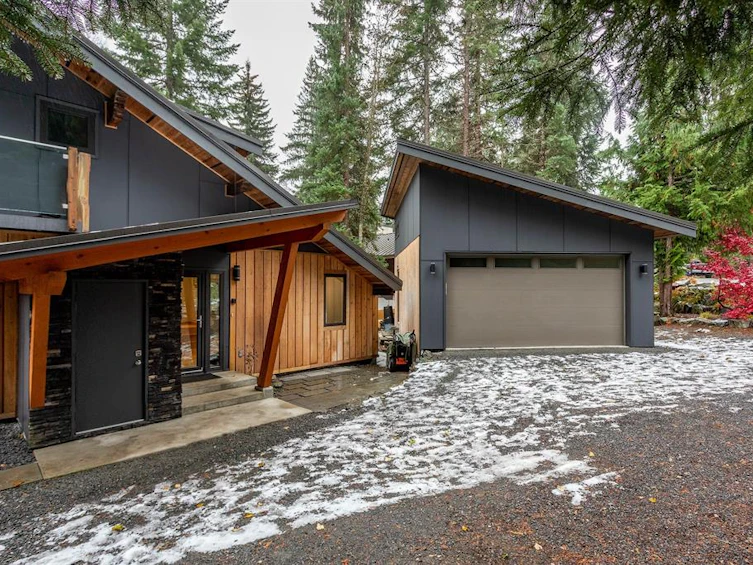 8510 Buckhorn Drive, Whistler, BC, V8E 0G2