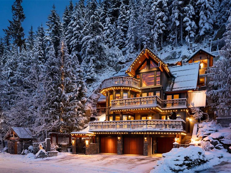 2304 Gondola Way, Whistler, BC, V8E 0N2