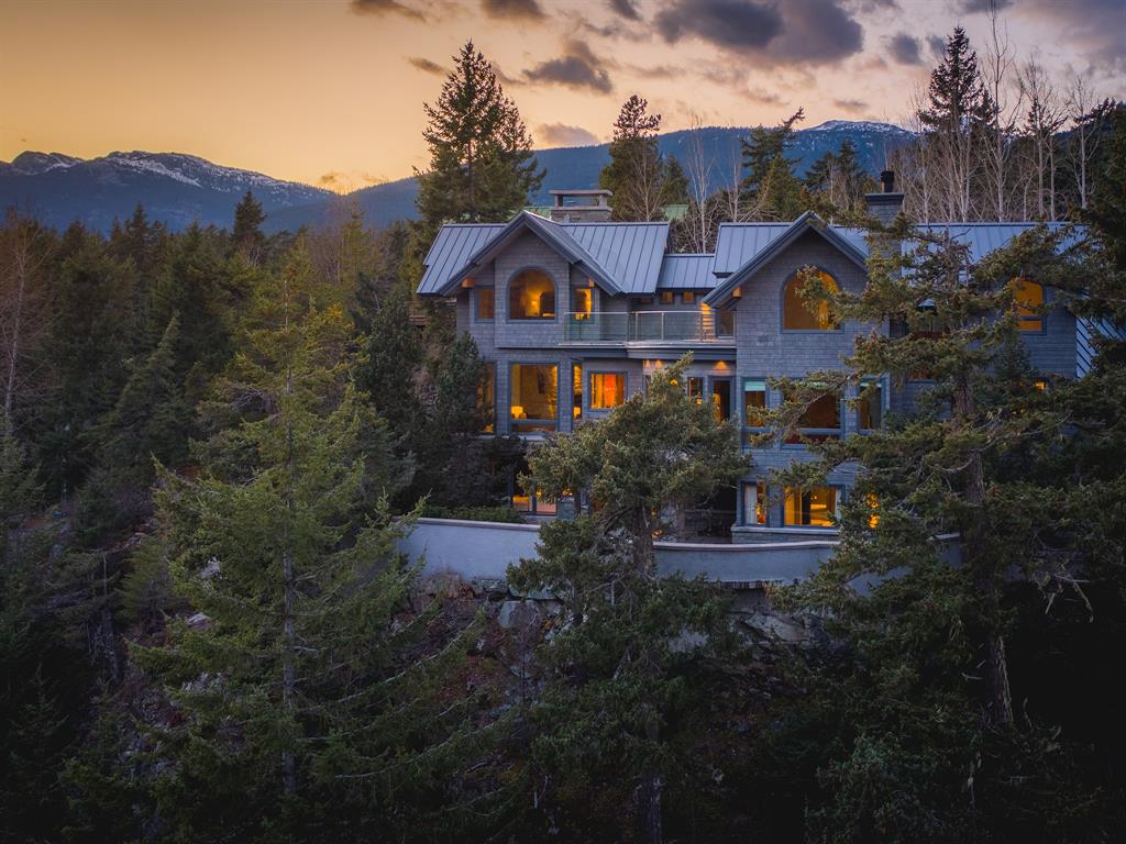 9329 Autumn Place, Whistler, BC, V0N 1B9