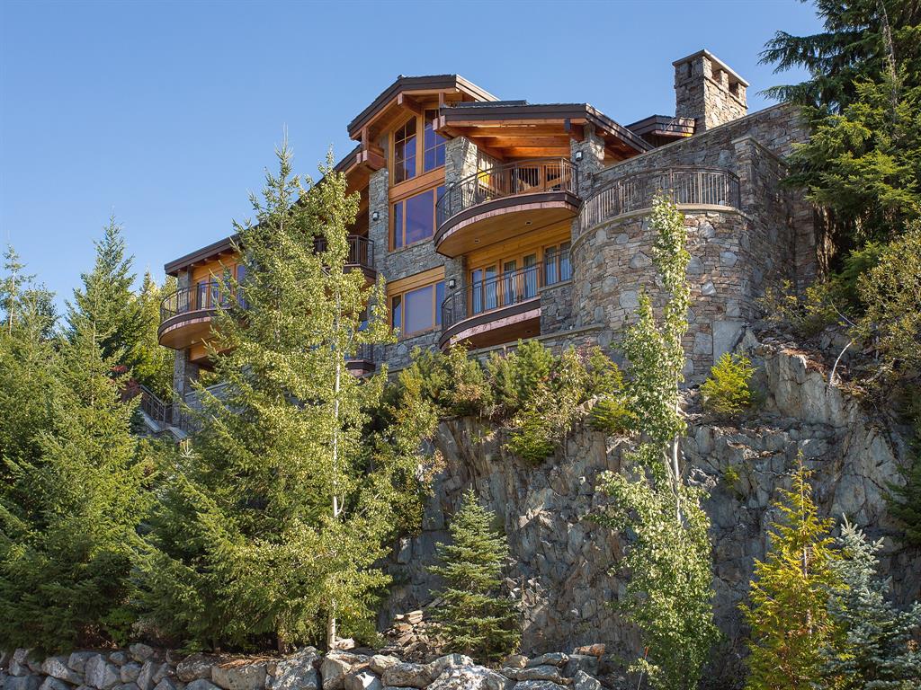 3822 Sunridge Drive, Whistler, BC, V8E 0W1
