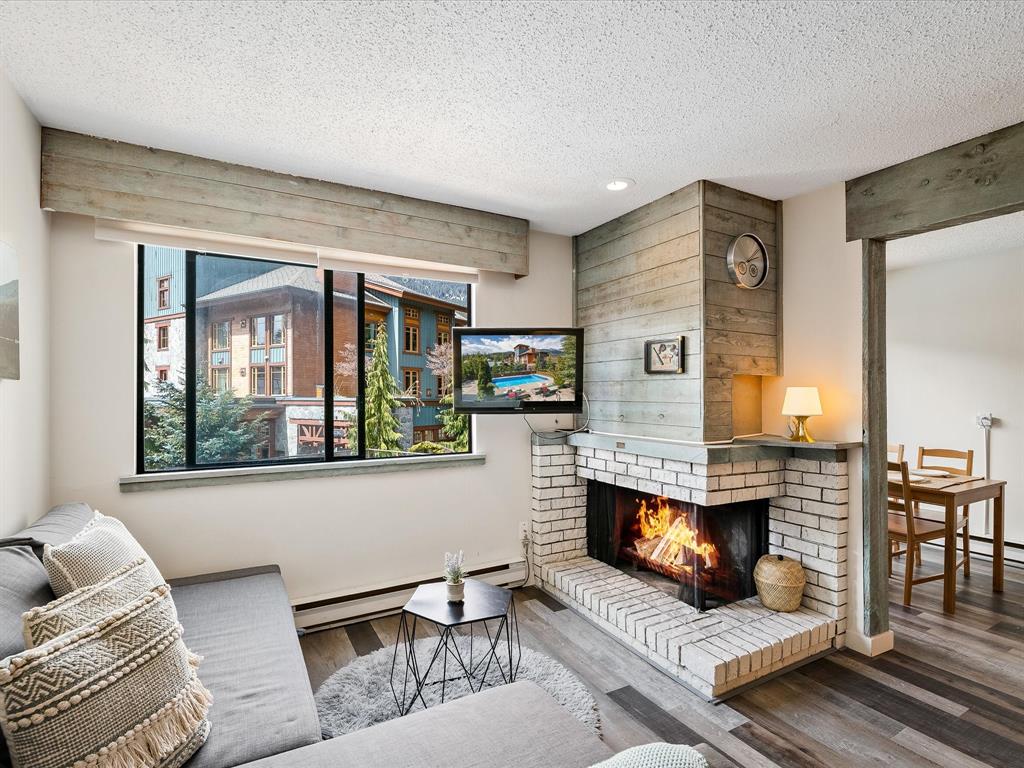 206A/B-2129 Lake Placid Road, Whistler, BC, V8E 0N4