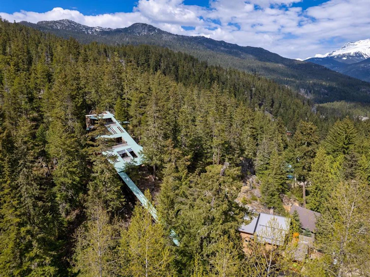 9407 Emerald Drive, Whistler, BC, V8E 0G5