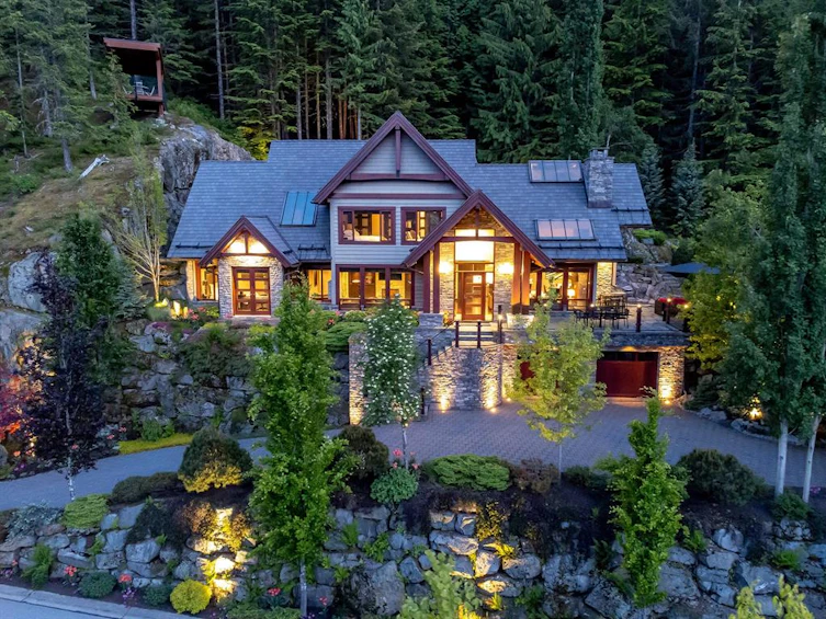 1592 Khyber Lane, Whistler, BC, V8E 0A2