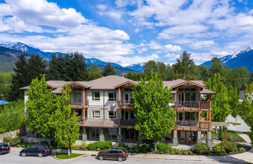 4-7450 Prospect Street, Pemberton, BC, V0N 2L1