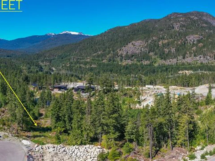 9281 Siskin Street, Whistler, BC, V8E 1M1