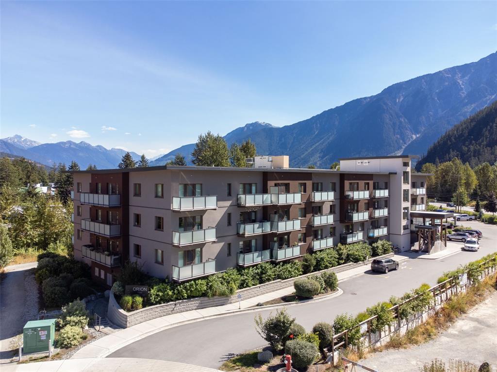 212-7350 Crabapple Court, Pemberton, BC, V0N 2L1