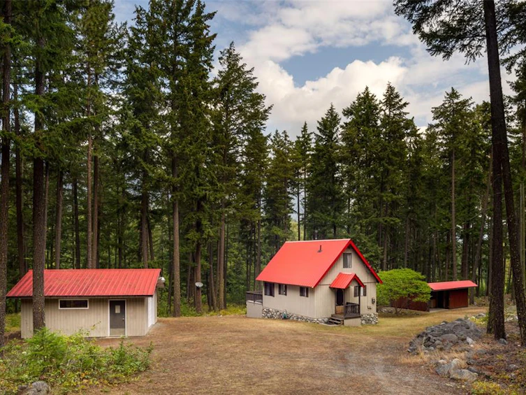 9683 Devine Street, Pemberton, BC, V0N 1L0