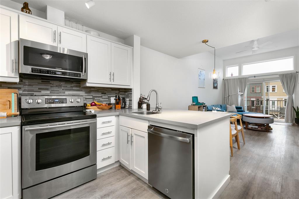 302-7331 Arbutus Street, Pemberton, BC, V0N 2L1