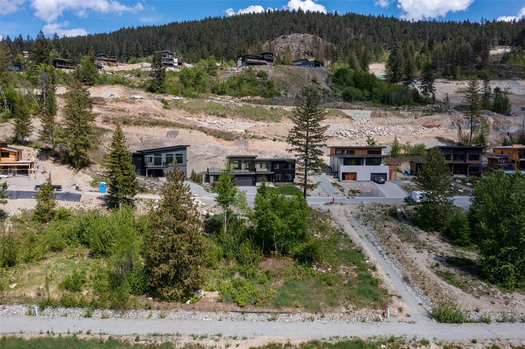 7653 Seven O'clock Drive, Pemberton, BC, V0N 2L3
