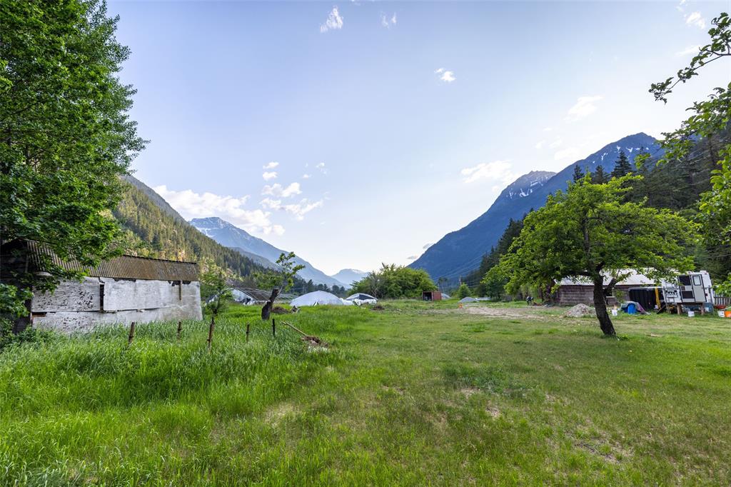 9510 Pemberton Portage Road