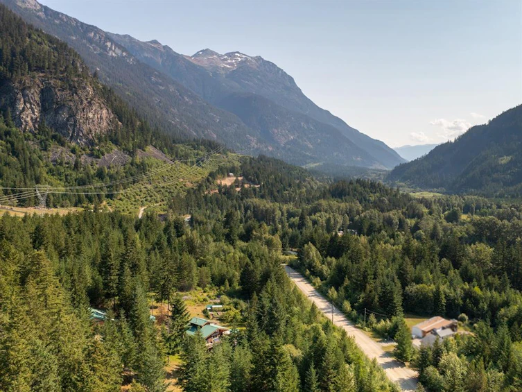 8907 Old Portage Road, Pemberton, BC, V0N 2K0