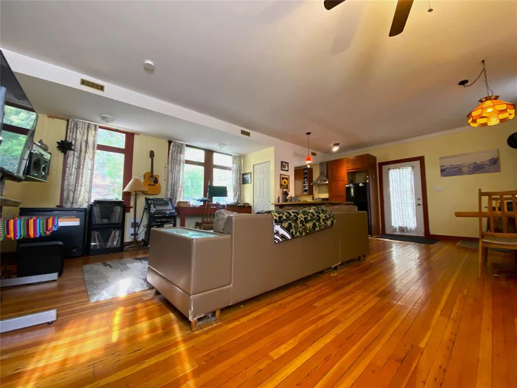 3880 Pioneer Road, Pemberton, BC, V0K 1P0 - 7