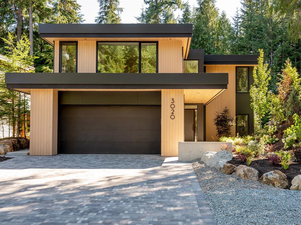 3020 St Anton Way, Whistler, BC, V8E 0B8