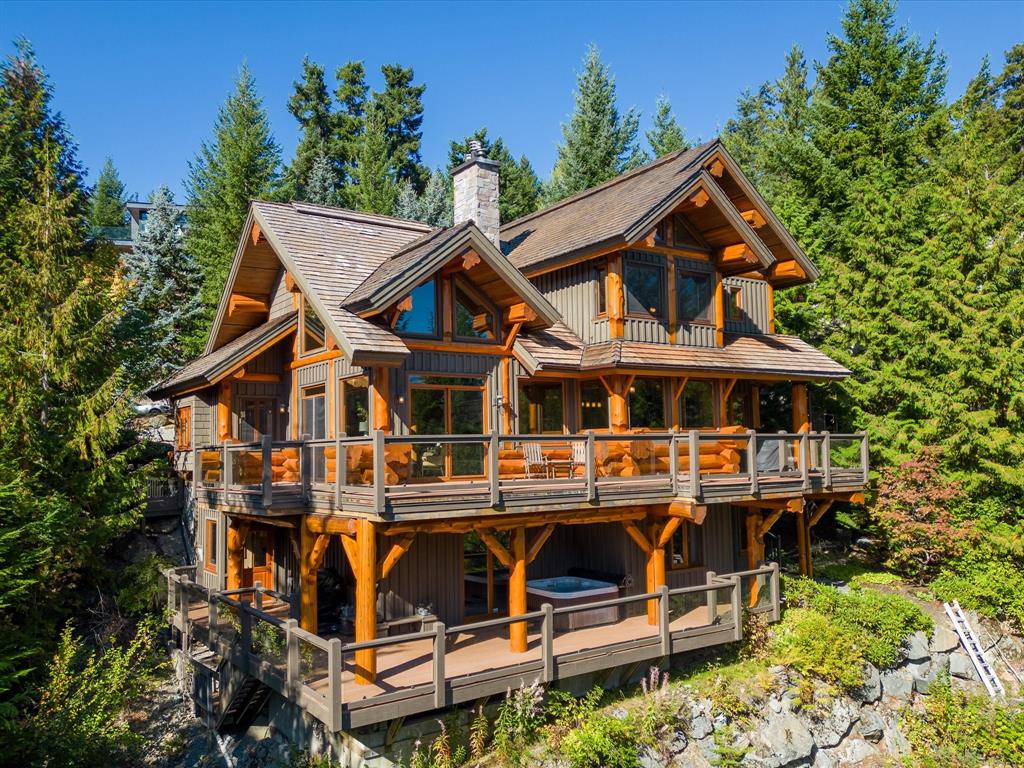 7448 Treetop Lane, Whistler, BC, V8E 0E9
