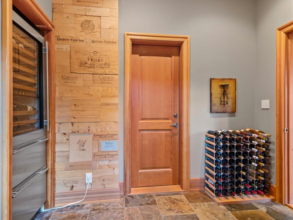 7448 Treetop Lane, Whistler, BC, V8E 0E9 - 18