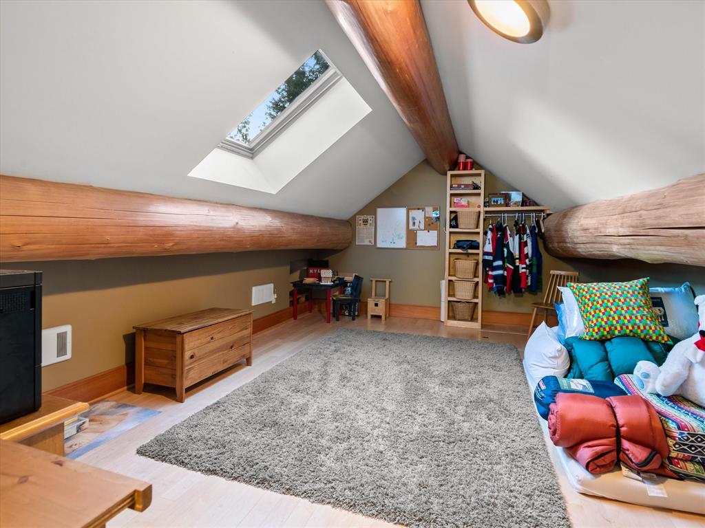 7448 Treetop Lane, Whistler, BC, V8E 0E9 - 25