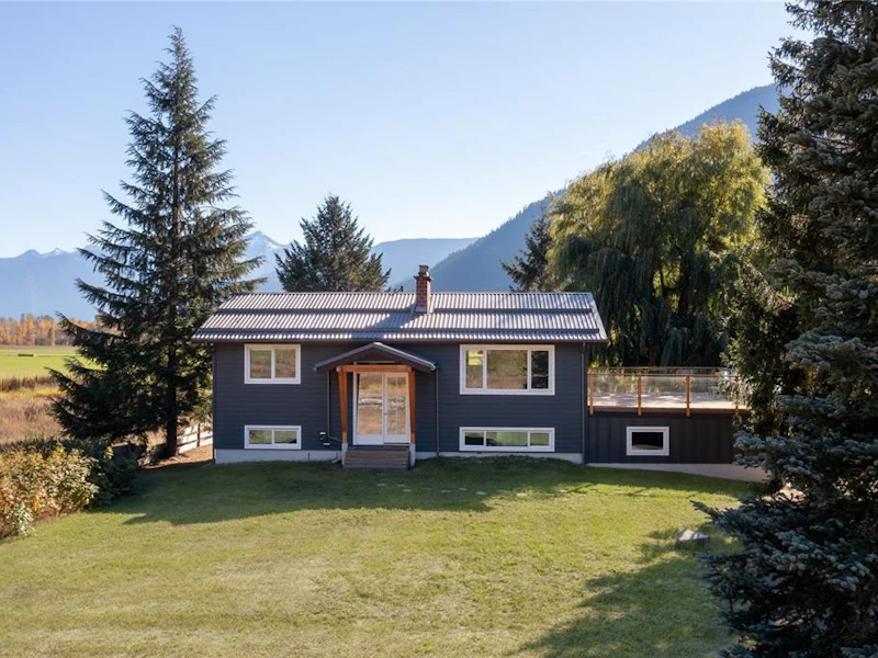 900 Erickson Road, Pemberton BC