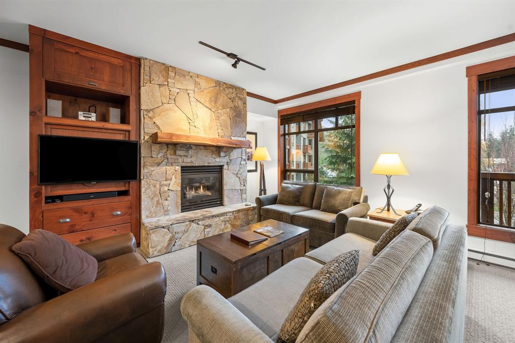 301-2202 Gondola Way, Whistler, BC, V8E 0M7