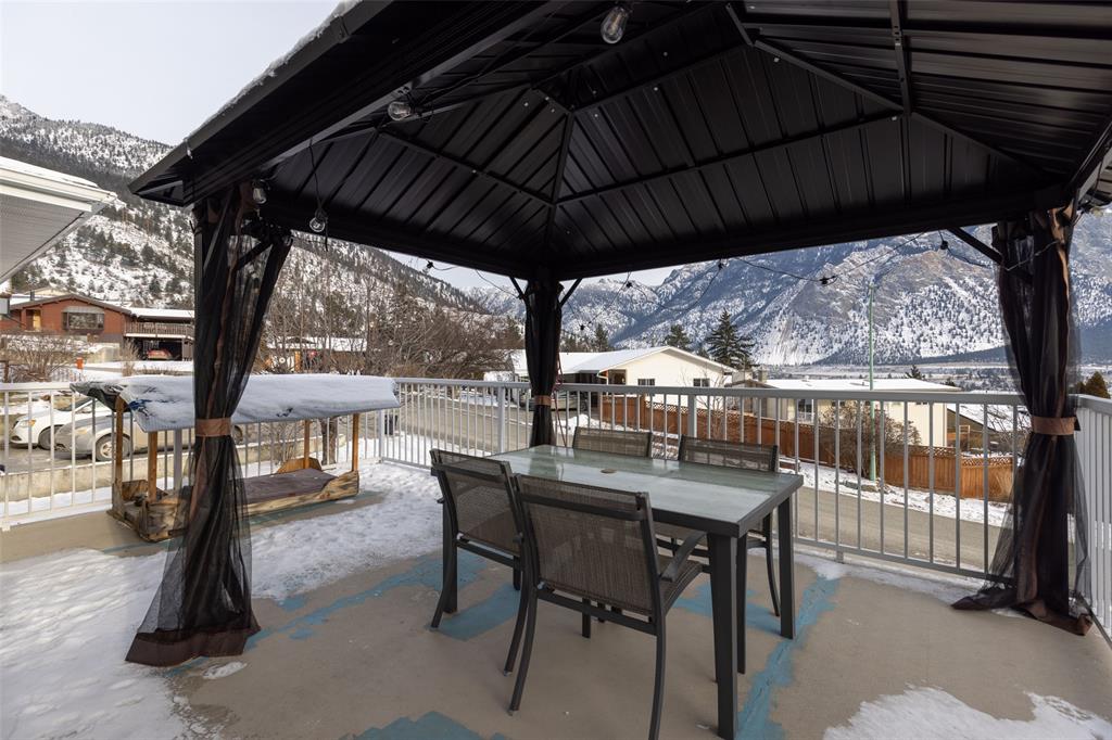 890 Eagleson Crescent, Lillooet, BC, V0K 1V0 - 10
