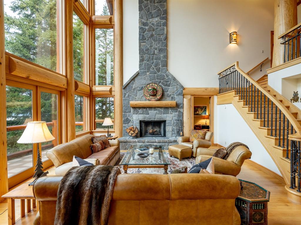 3826 Sunridge Drive, Whistler, BC, V8E 0W1 - 4