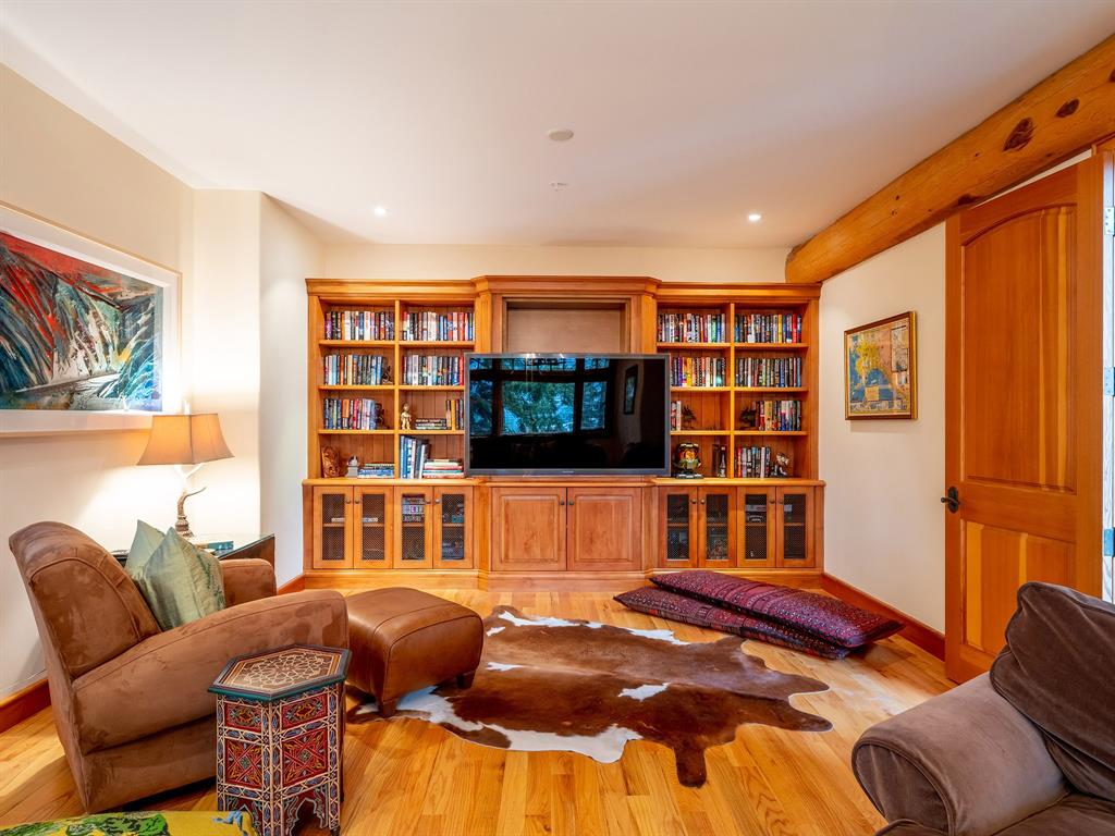 3826 Sunridge Drive, Whistler, BC, V8E 0W1 - 9