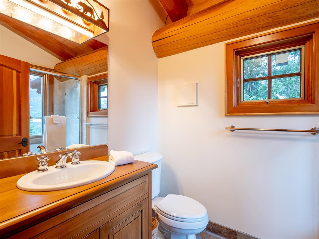 3826 Sunridge Drive, Whistler, BC, V8E 0W1 - 15